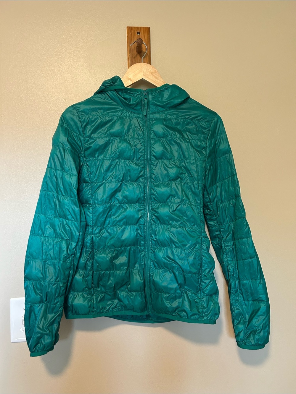 Uniqlo Green Ultra Lite Puffer Jacket - Women